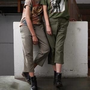 Sandrine Rose Cropped Relaxed Fit Wide Leg Buttons Pants Army Green Women S NWT